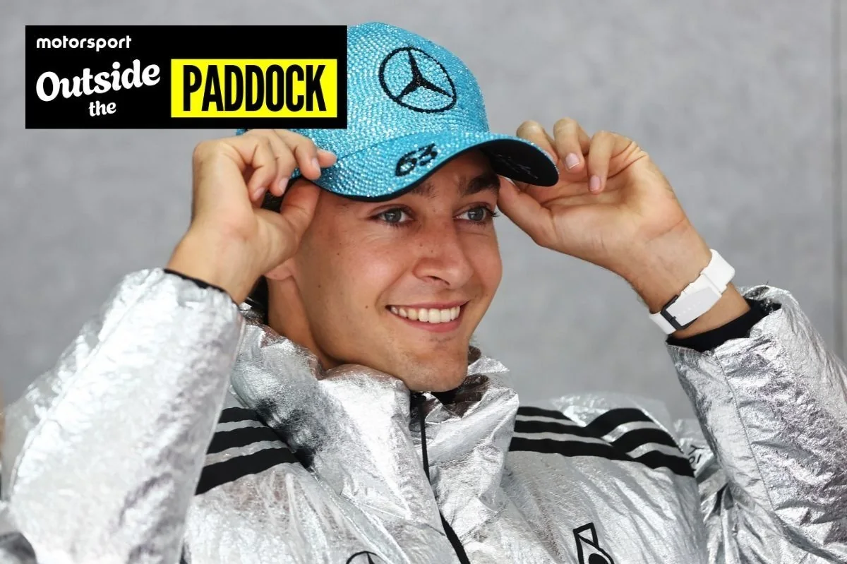 Mercedes F1 и adidas выпустили для болельщиков серебряную куртку Джорджа Расселла и Кими Антонелли