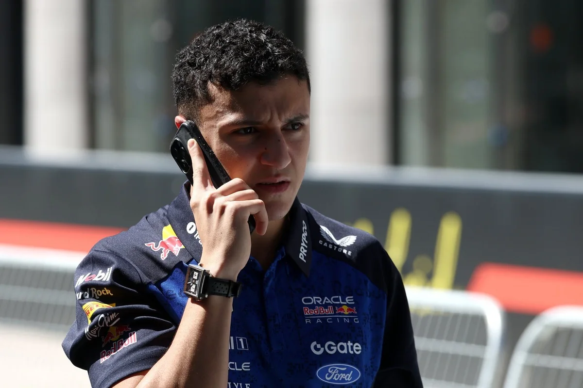 Red Bull: восстановление Исэка Хаджара идет по плану