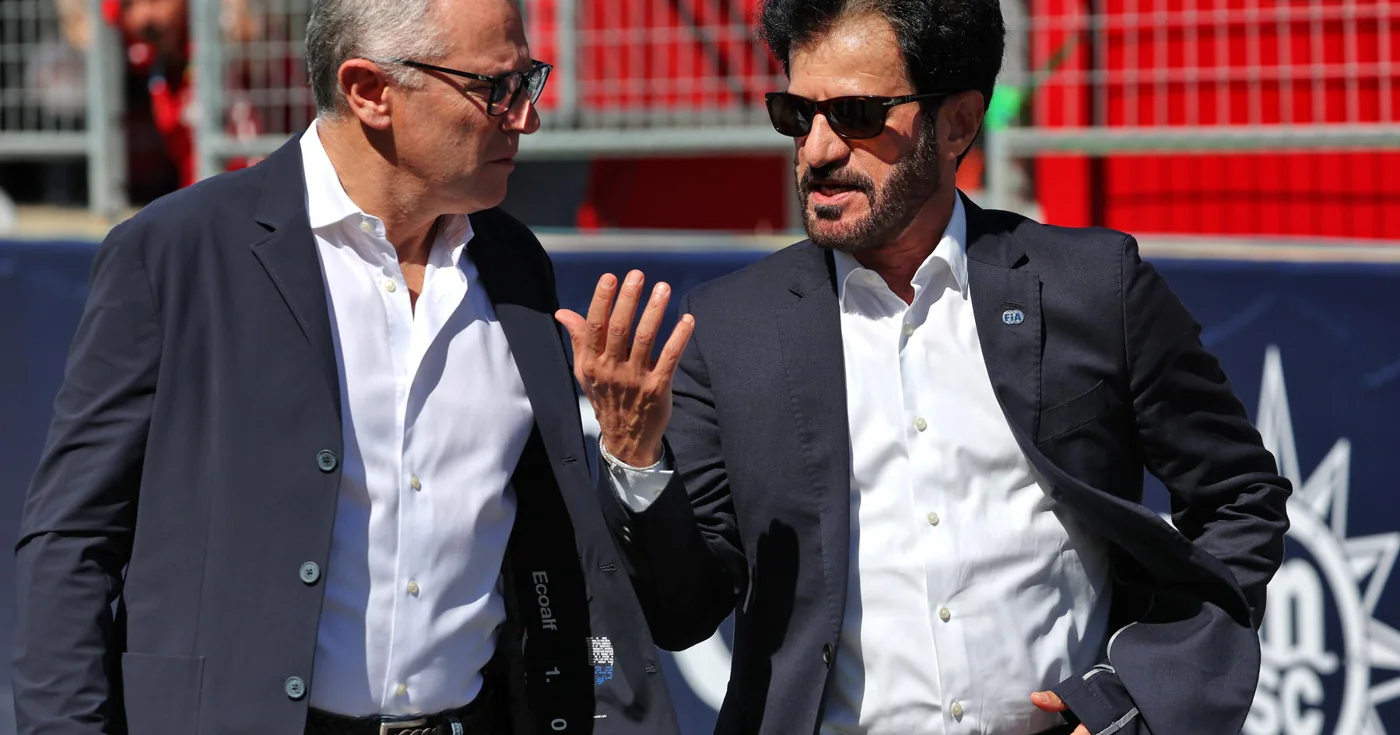 Карлос Сайнс назвал преждевременной уверенность F1 и FIA в проведении Гран-при Катара и Абу-Даби