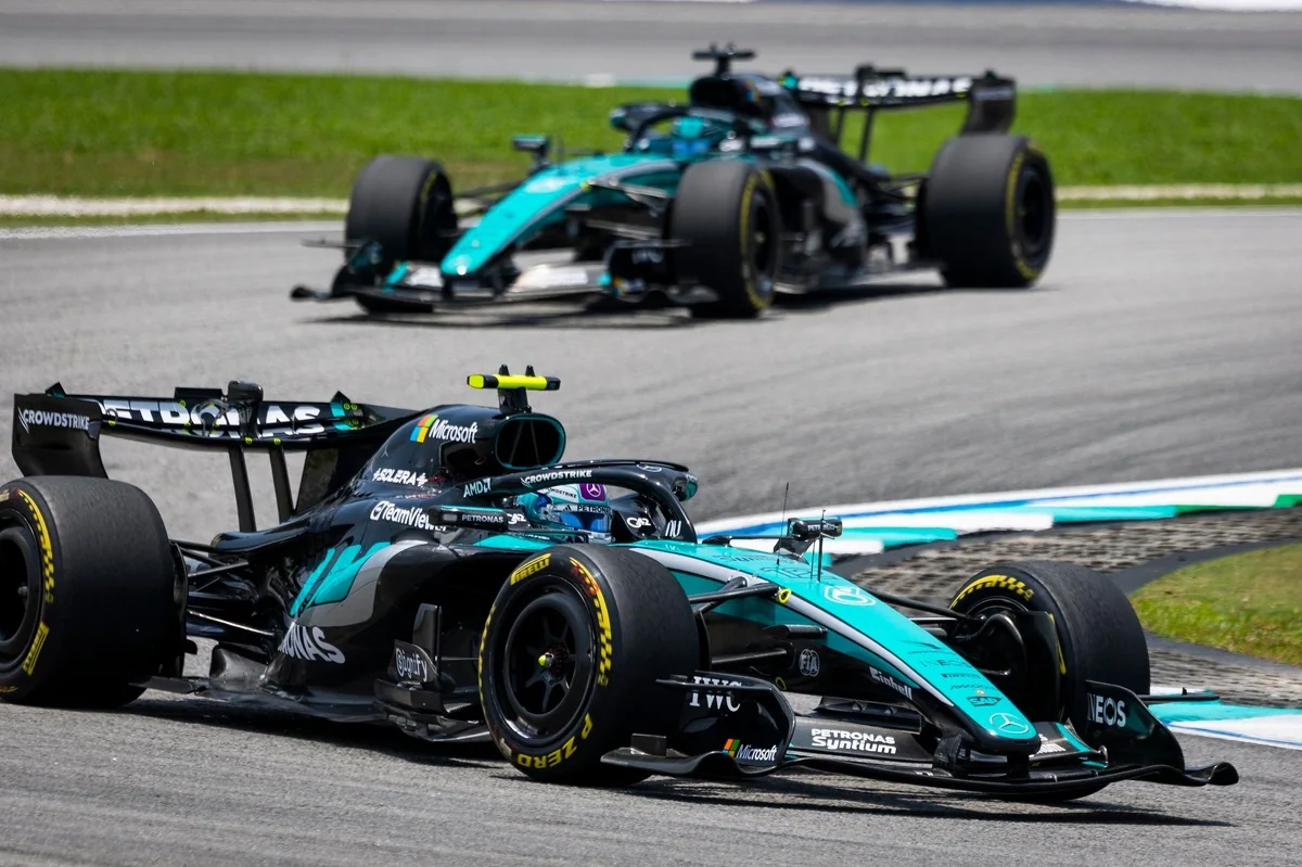 Норрис ведёт Пиастри 15:6 в квалификационной дуэли McLaren
