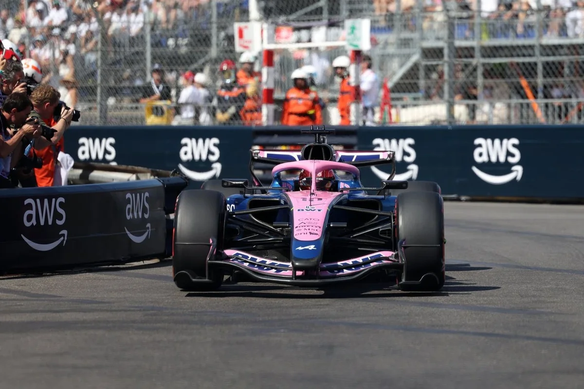 FIA рассмотрит апелляции McLaren и Red Bull по итогам Гран-при Монако