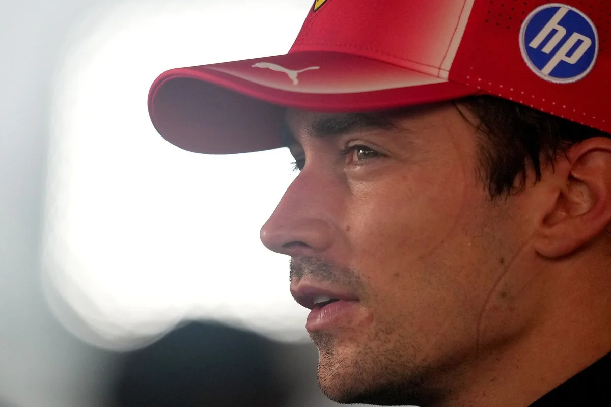 Шарль Леклер: агрессивная езда делает Ferrari SF-26 медленнее из-за электроники